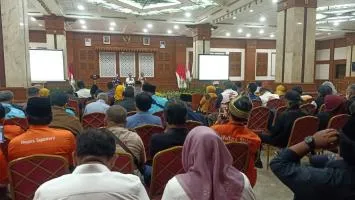 Foto Berita