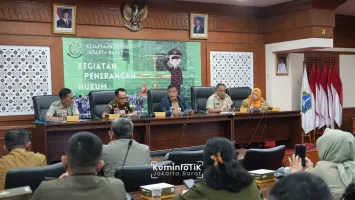 Foto Berita
